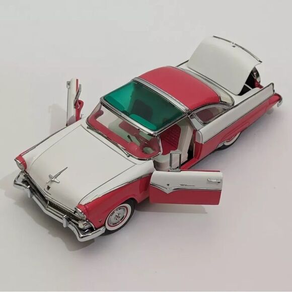 1955 Ford Fairlane Pink Crown Victoria Franklin Mint Precision Models 1:24 NIB - Picture 1 of 10